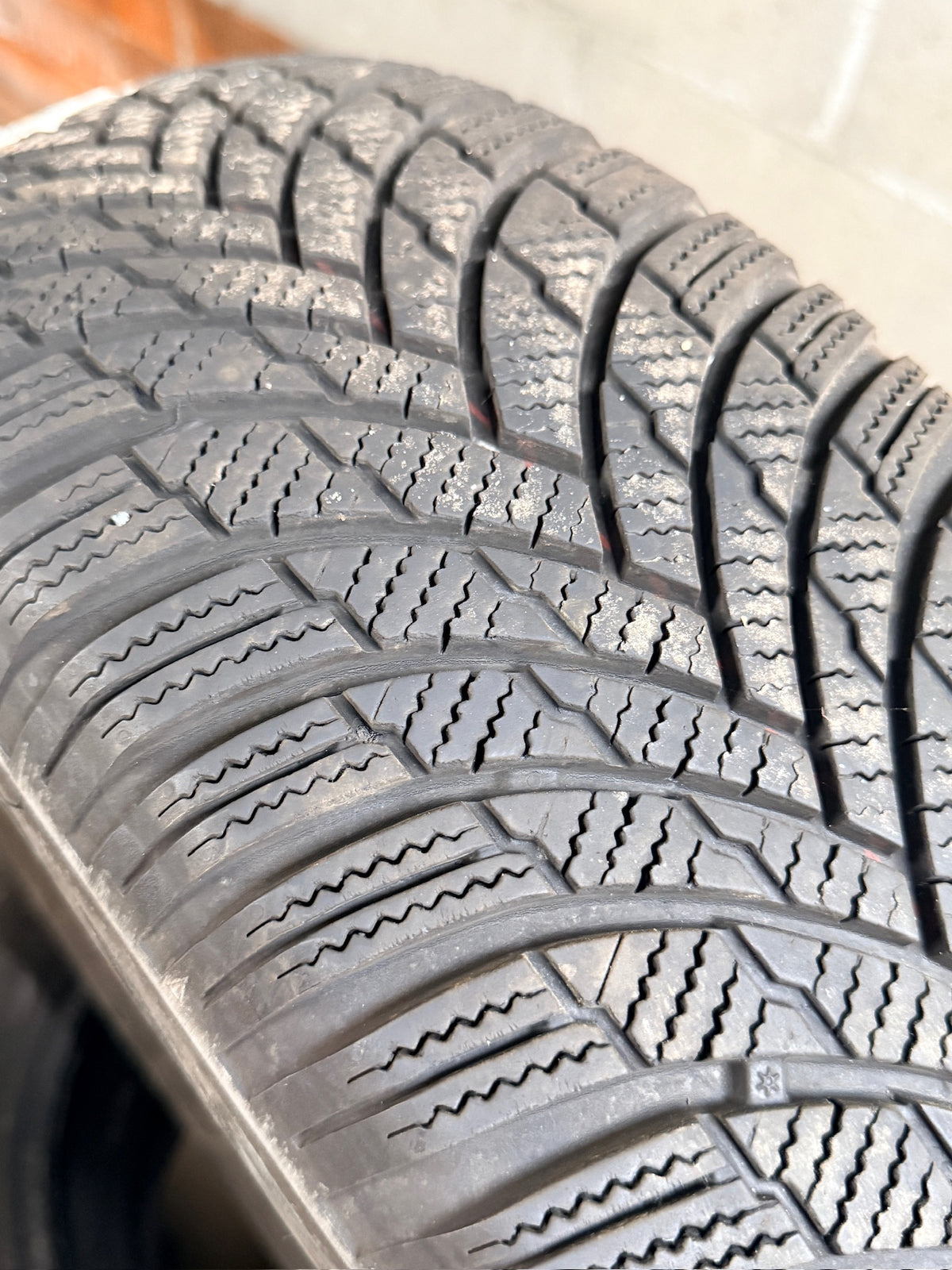 215/65/16 - Invernali - Firestone - DOT 2021 - Usato