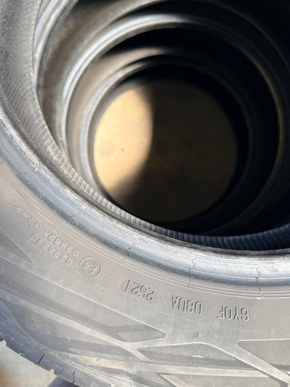 205/55/16-Estive-Continental-DOT 2021/2023- Usato