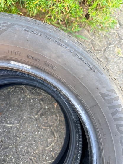 215/60/17 - Estive - Bridgestone - DOT 2022 - Usato