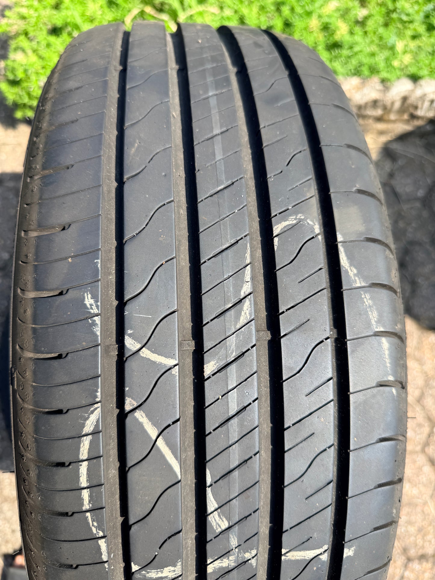 205/55/16-Estive-Goodyear-DOT 2023-Usato