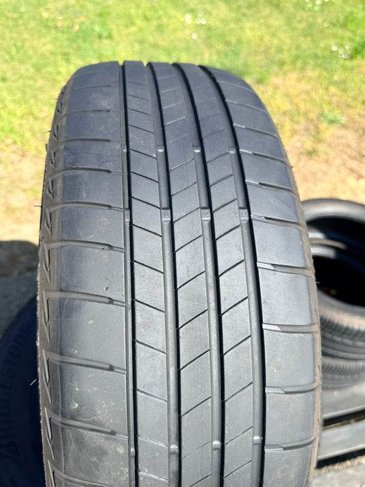 205/60/16 - Estive - Bridgestone - DOT 2020/2021 - Usato