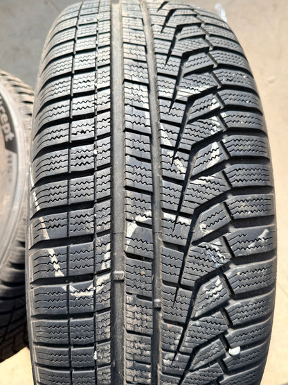 225/55/17 - Invernali - Hankook - DOT 2024|2020 - Usato