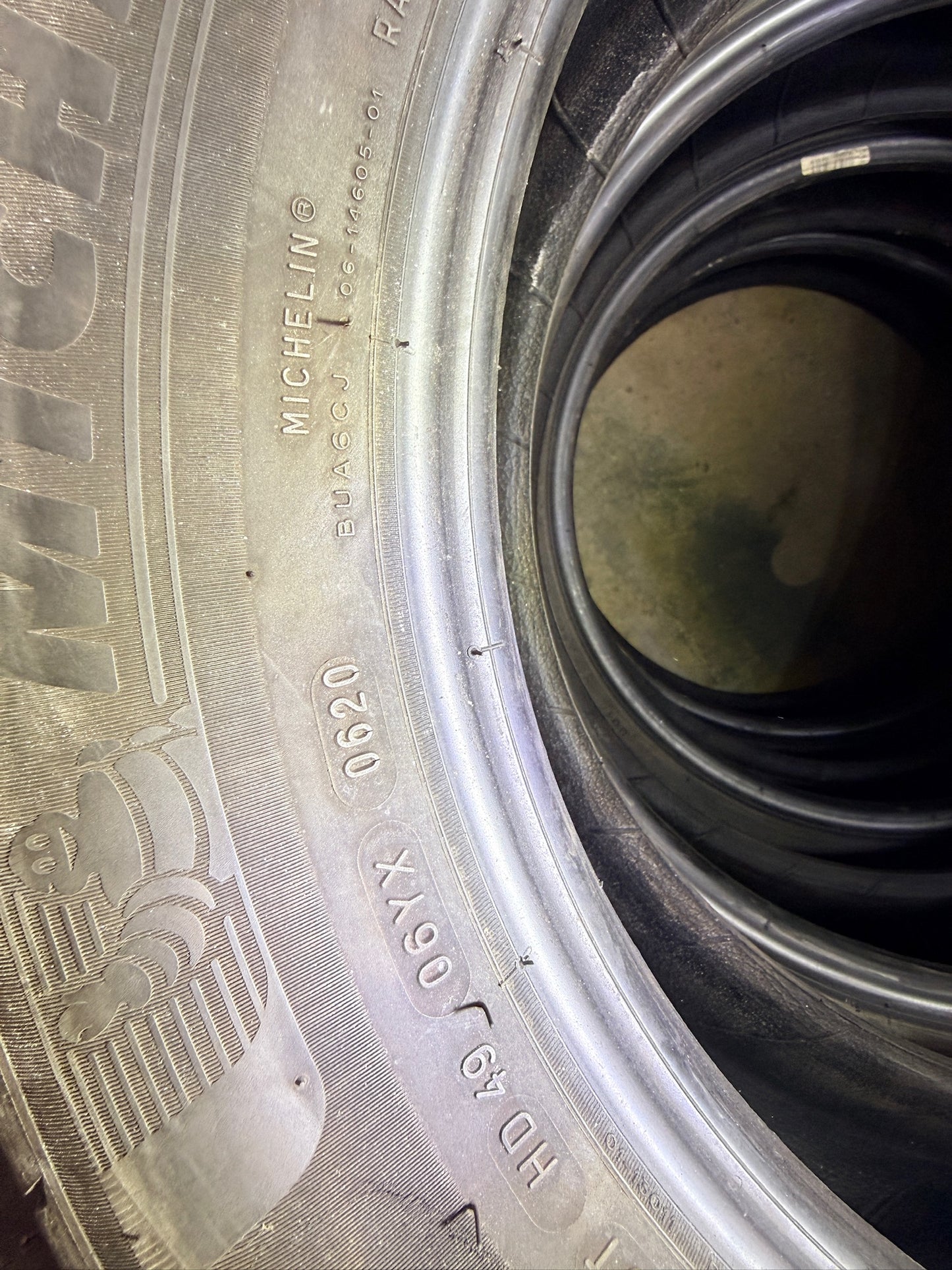 215/60/16 - estive - Bridgestone - DOT 2020 - Usato