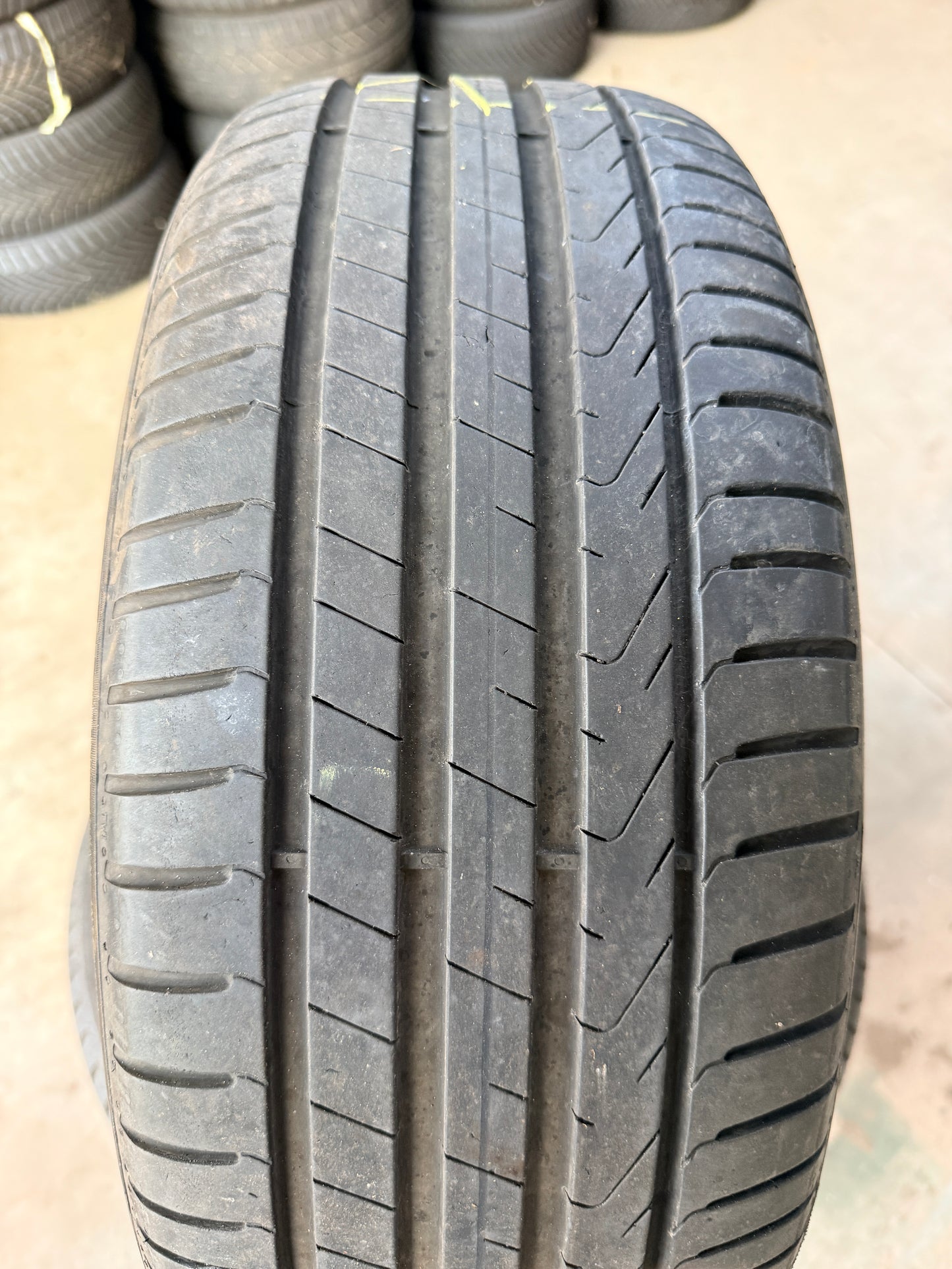 225/50/18 - Estive - Pirelli - DOT 2021 - Usato
