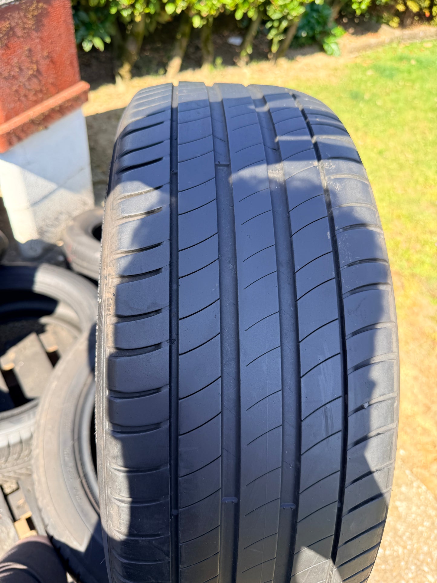 225/50/18 - Estive - Michelin - DOT 2017 - Usato