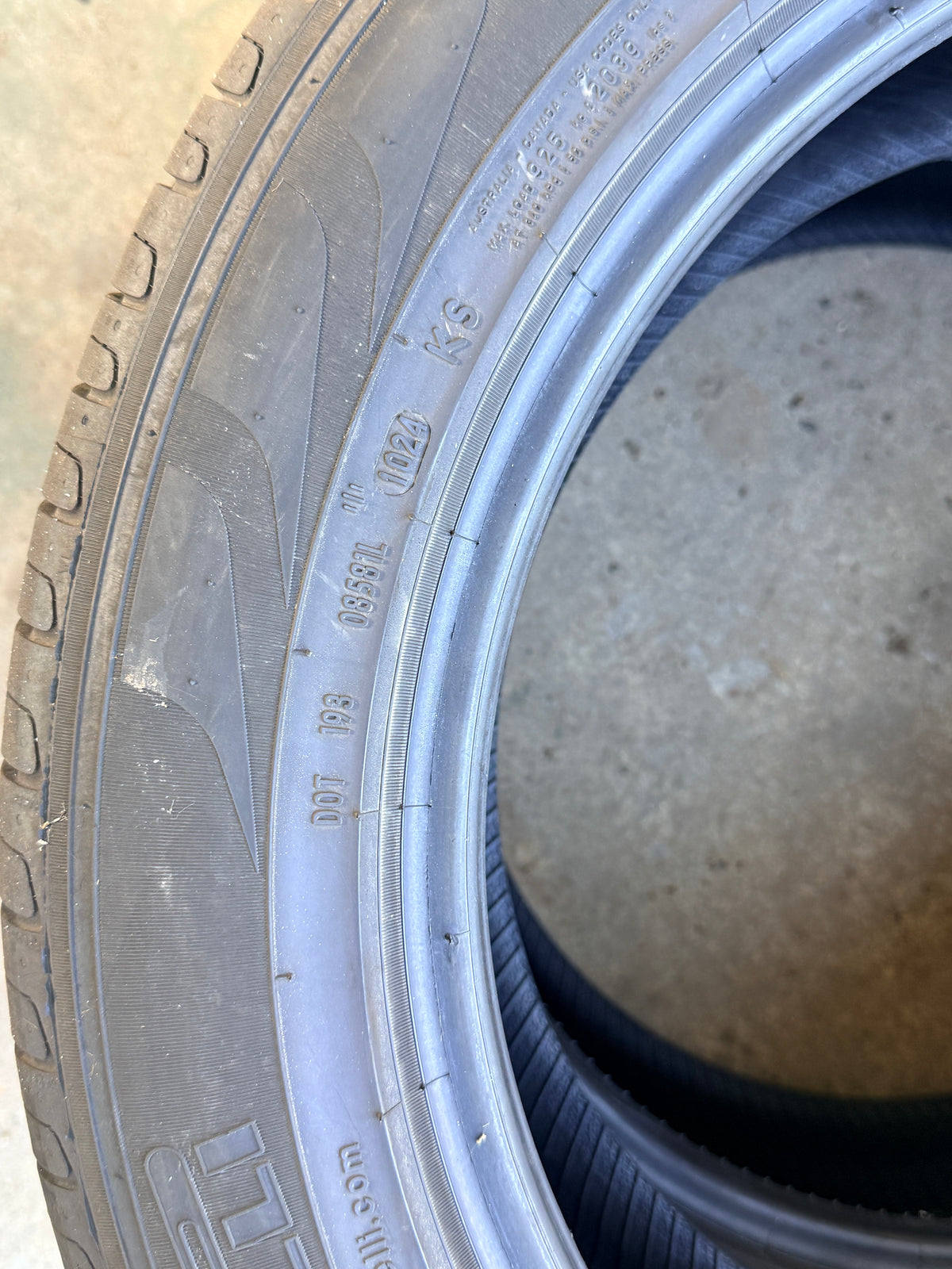 235/55/19 - Estive - Pirelli - DOT 2024 - Usato