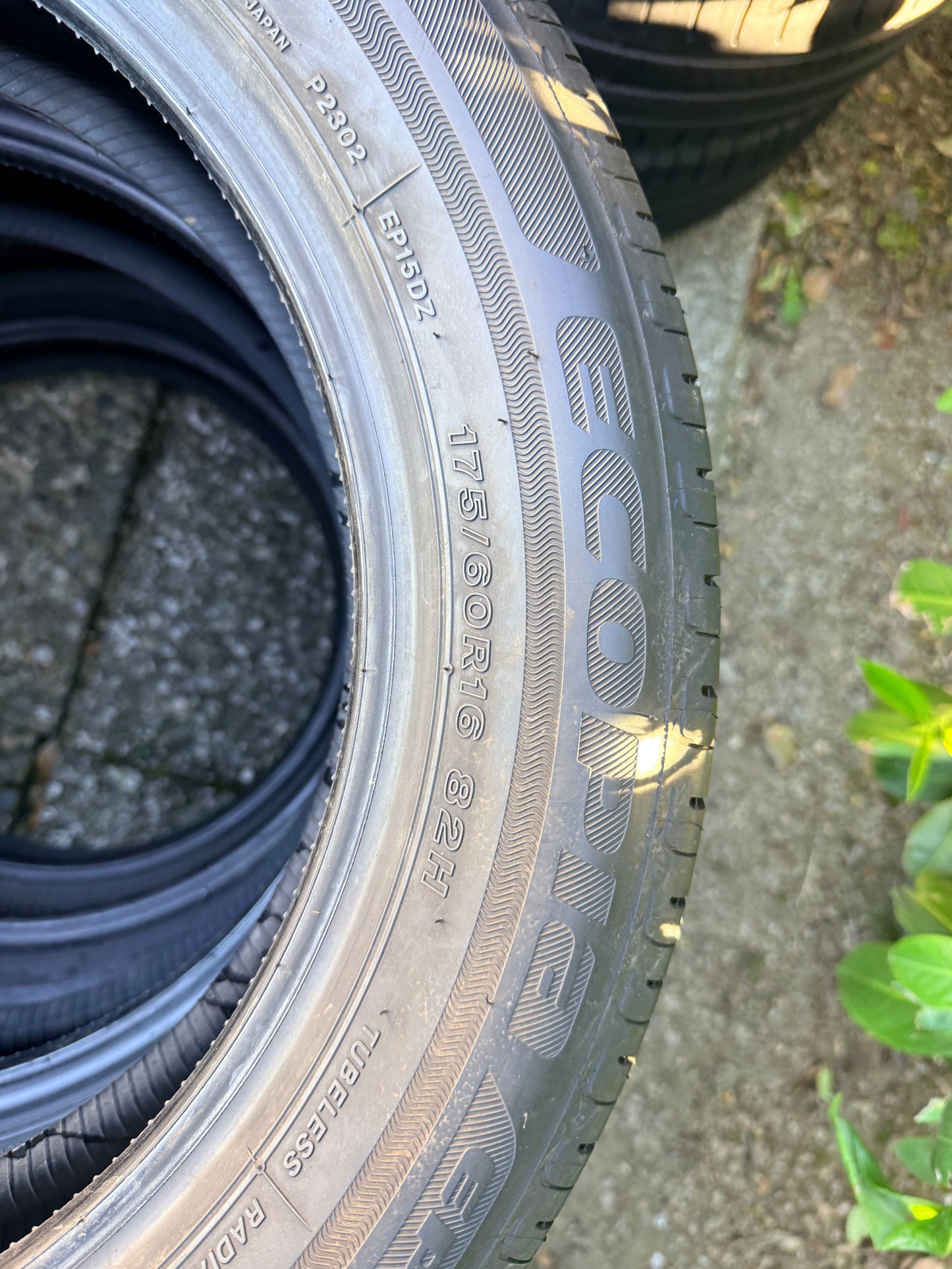 175/60/16 - Estive - Bridgestone - DOT 2024 - Usato
