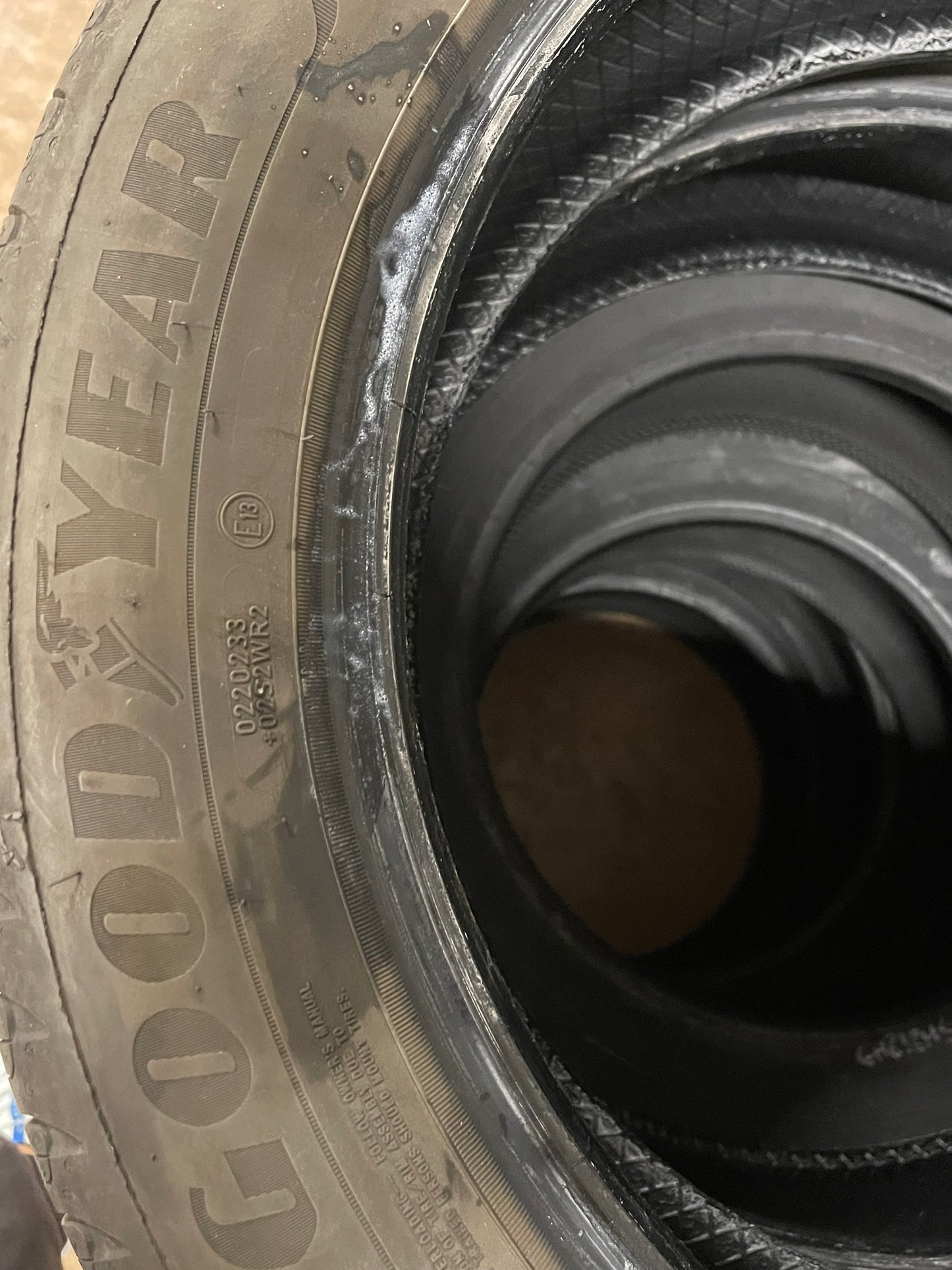 195/60/18 - Estive - Goodyear - DOT 2022 - Usato