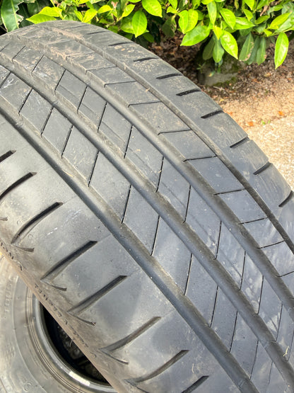 185/65/15 - Estive - Bridgestone - DOT 2021/2022 - Usato