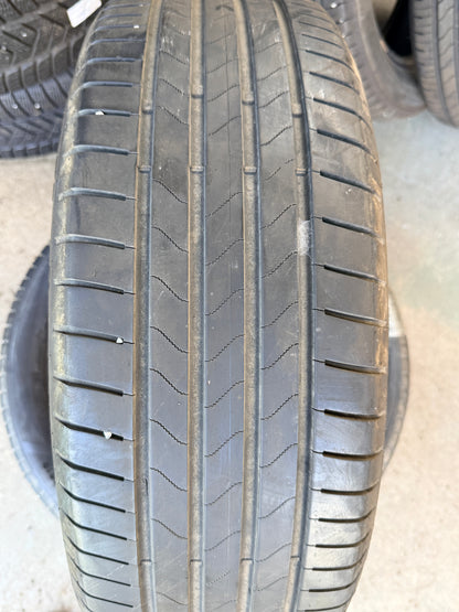 205/55/19 - Estive - Bridgestone - DOT 2023 - Usato