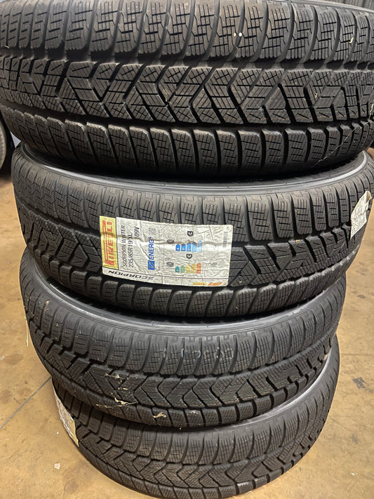 235/65/19 invernali Pirelli - Gomme Nuove