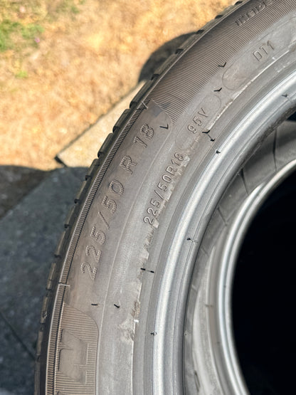 225/50/18 - Estive - Michelin - DOT 2021/2023 - Usato