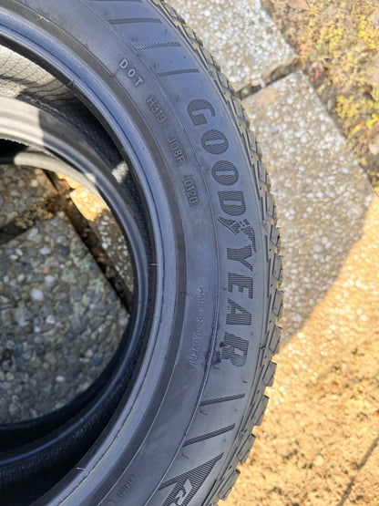 195/55/16 - 4 stagioni - Goodyear - DOT 2020 - Usato