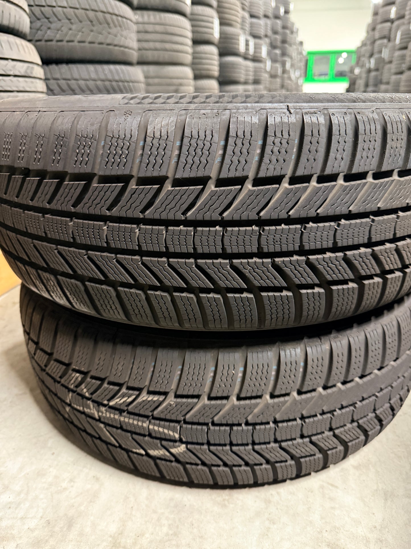 205/50/17- Invernali - Continental - DOT 2022 - Usato