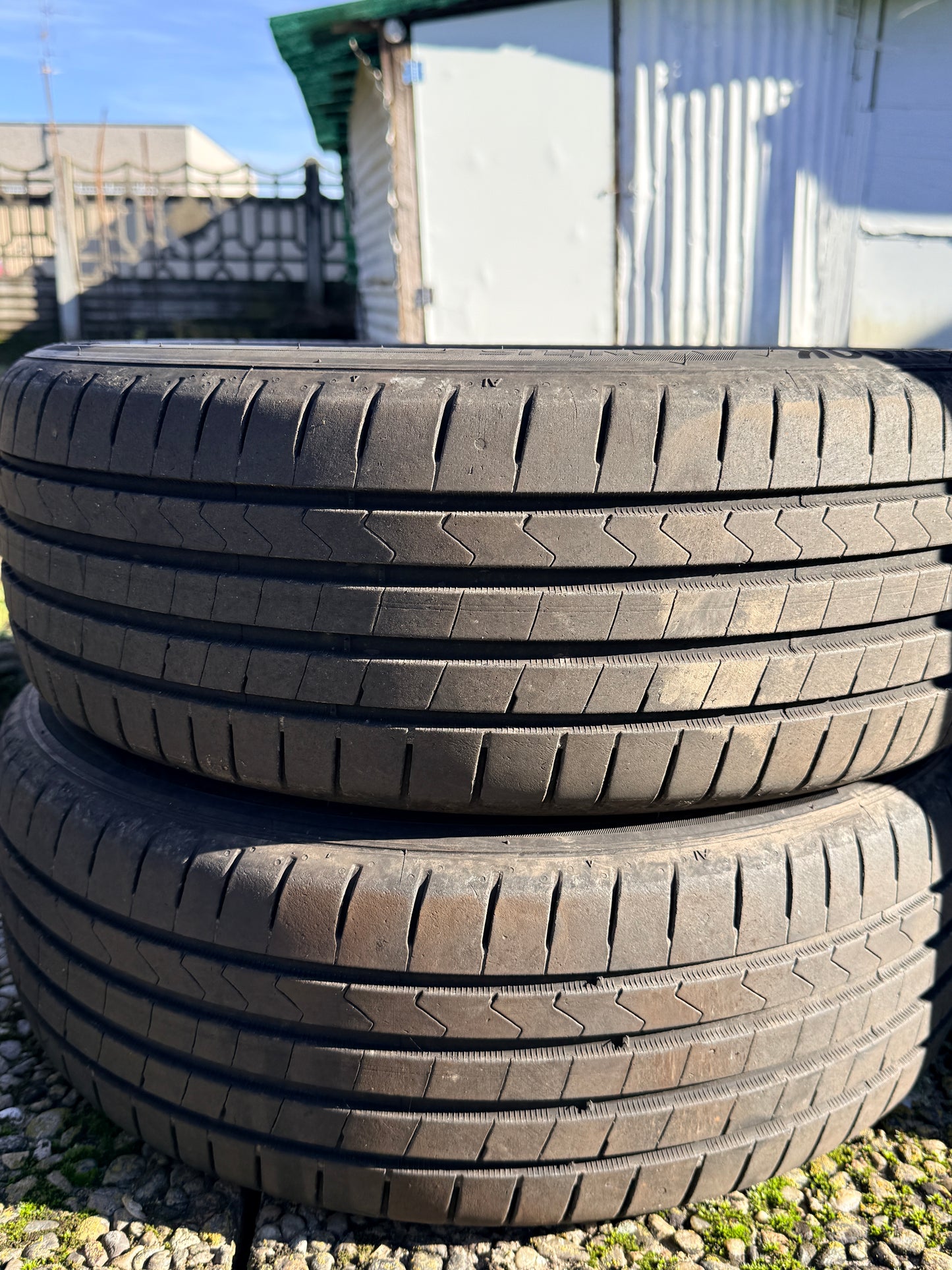195/55/16 - Estive - Hankook - DOT 2023 - Usato