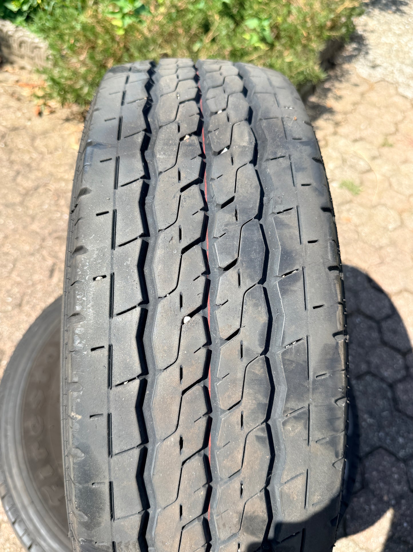 215/70/15C - Estive - Firestone - DOT 2023 - Usato