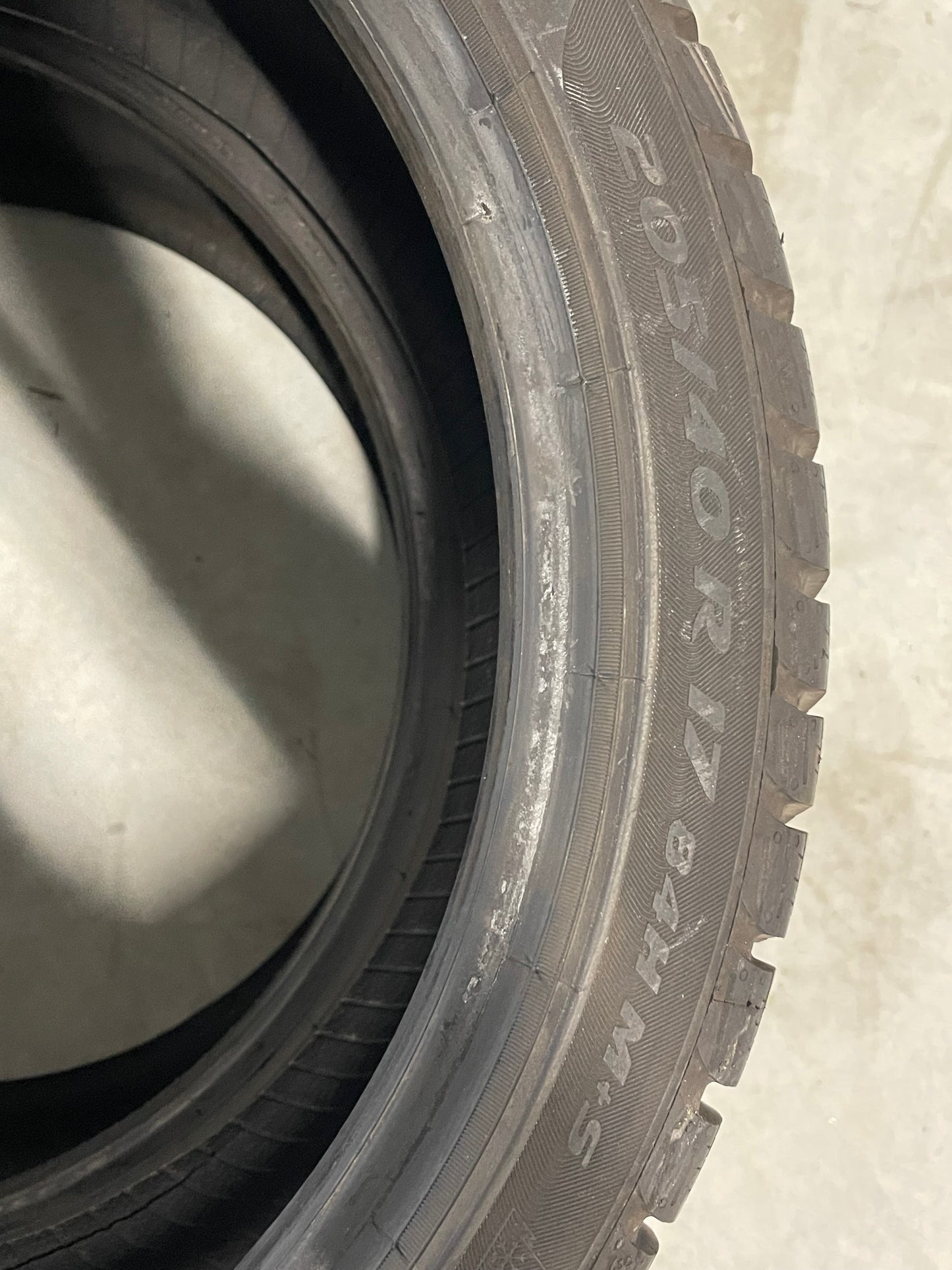 205/40/17 - Invernali - Pirelli - DOT 2019 - Usato