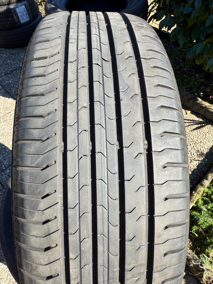 215/60/17 - Estive - Continental - DOT 2019 - Usato