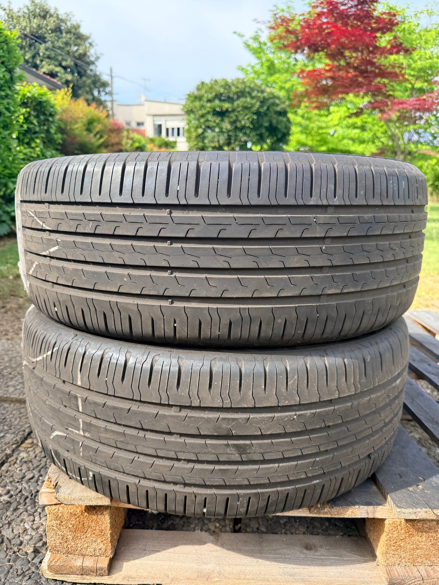 235/50/19 - Estive - Continental - DOT 2021 - Usato