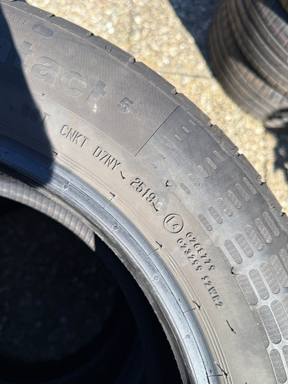 215/60/17 - Estive - Continental - DOT 2019 - Usato