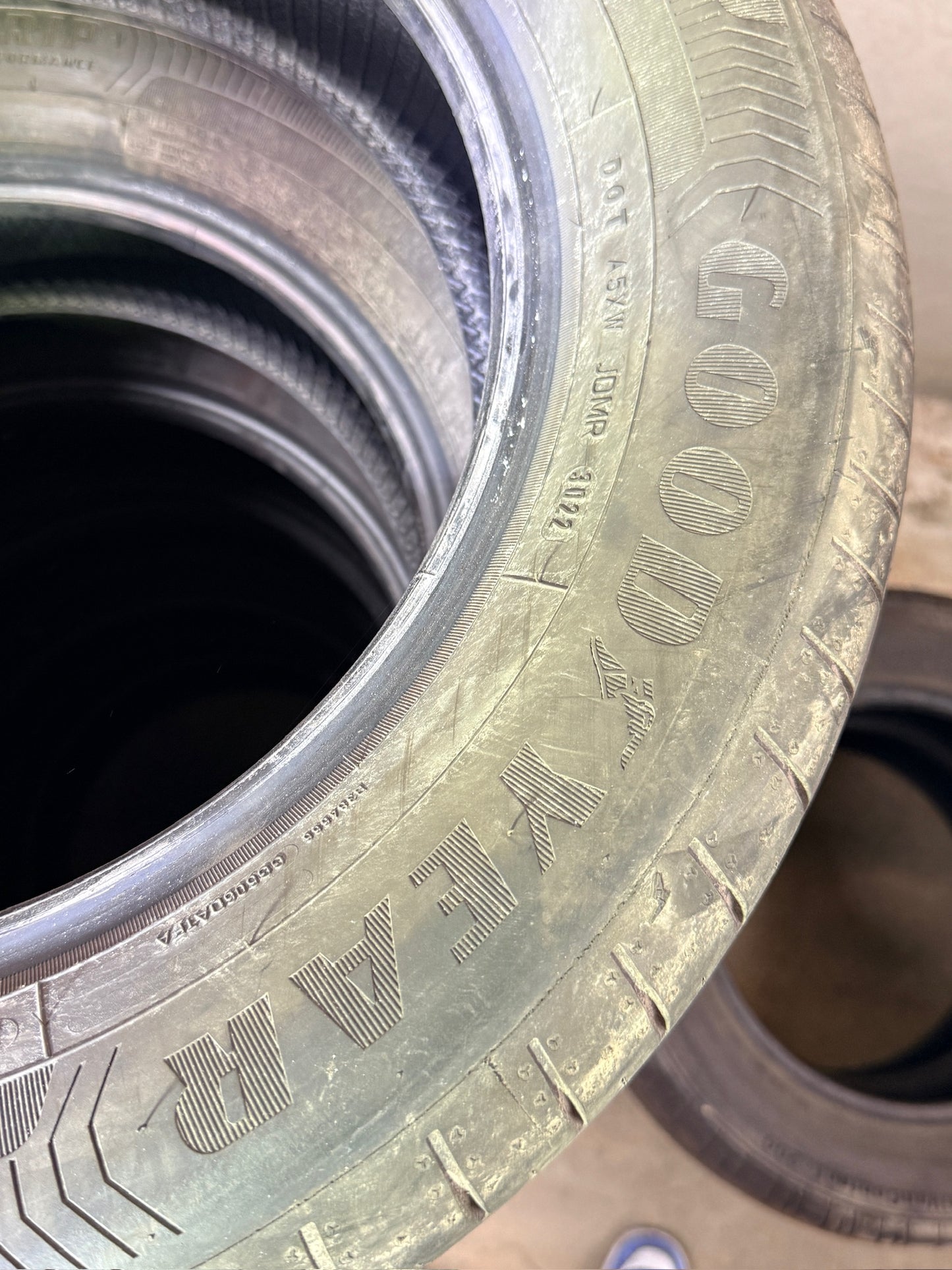 205/60/16 - estive - Goodyear - DOT 2022- Usato