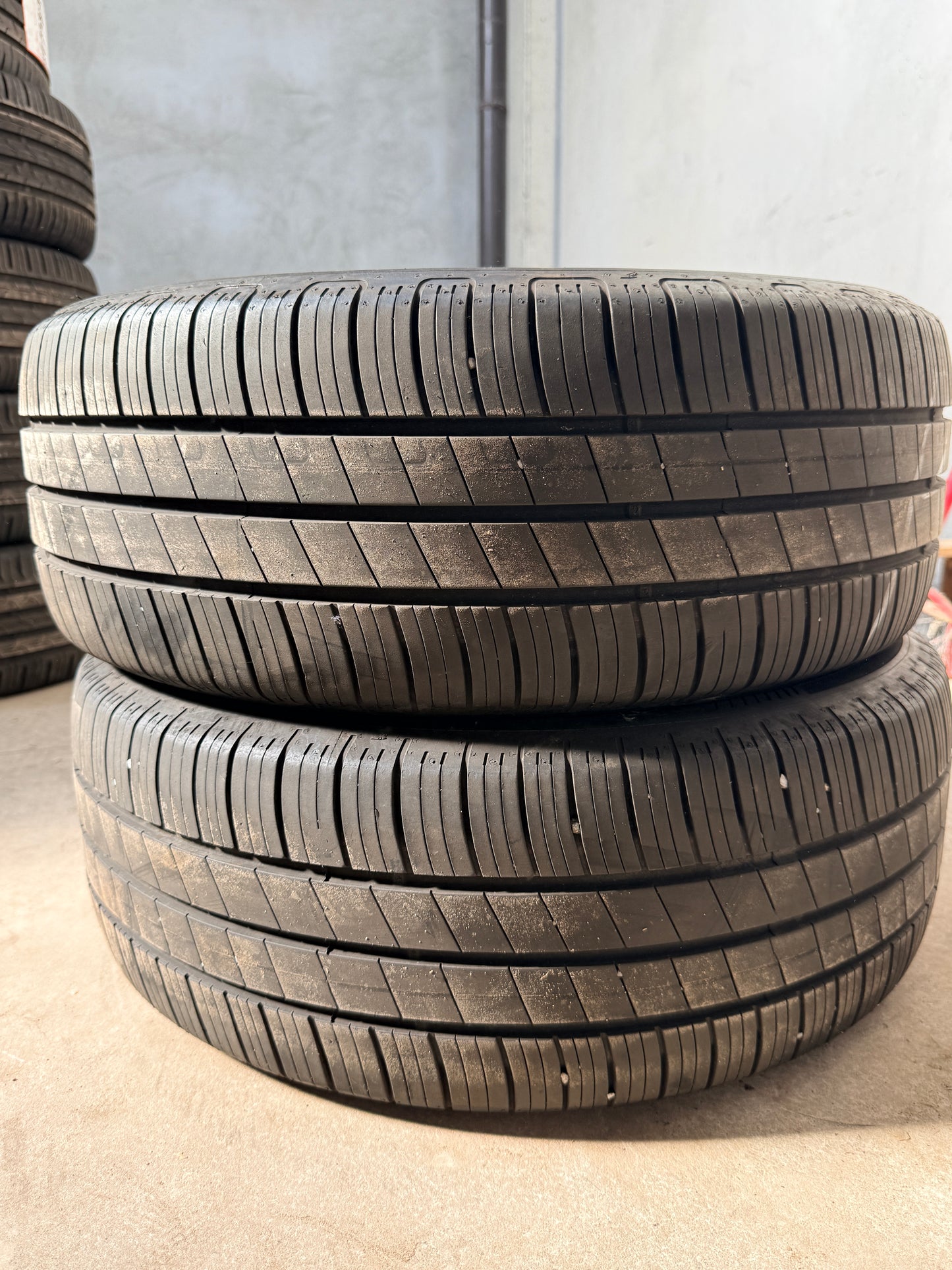 205/55/16 - Estive - Goodyear - DOT 2021 - Usato