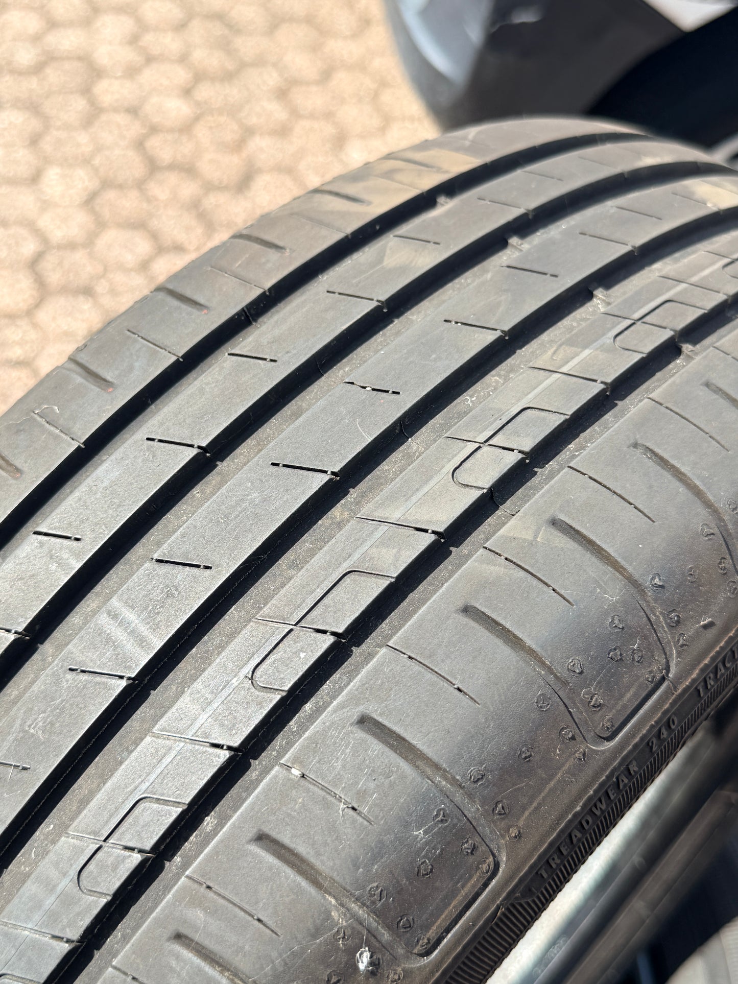 205/60/16 - estive - Goodyear - DOT 2025 - Usato