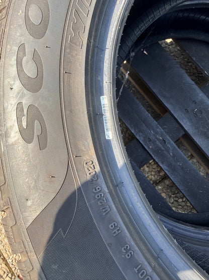235/55/18 - Invernali - Pirelli - DOT 2020 - Usato