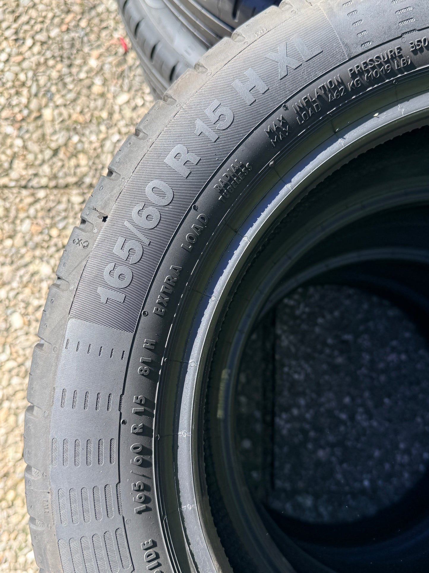 165/60/15 - Estive - Continental - DOT 2018/2020 - Usato