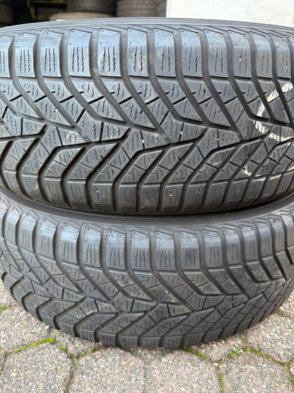 215/60/17 - Invernali - Yokohama - DOT 2020 - Usato
