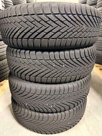 215/60/17 - Invernali - Pirelli - DOT 2021 - Usato