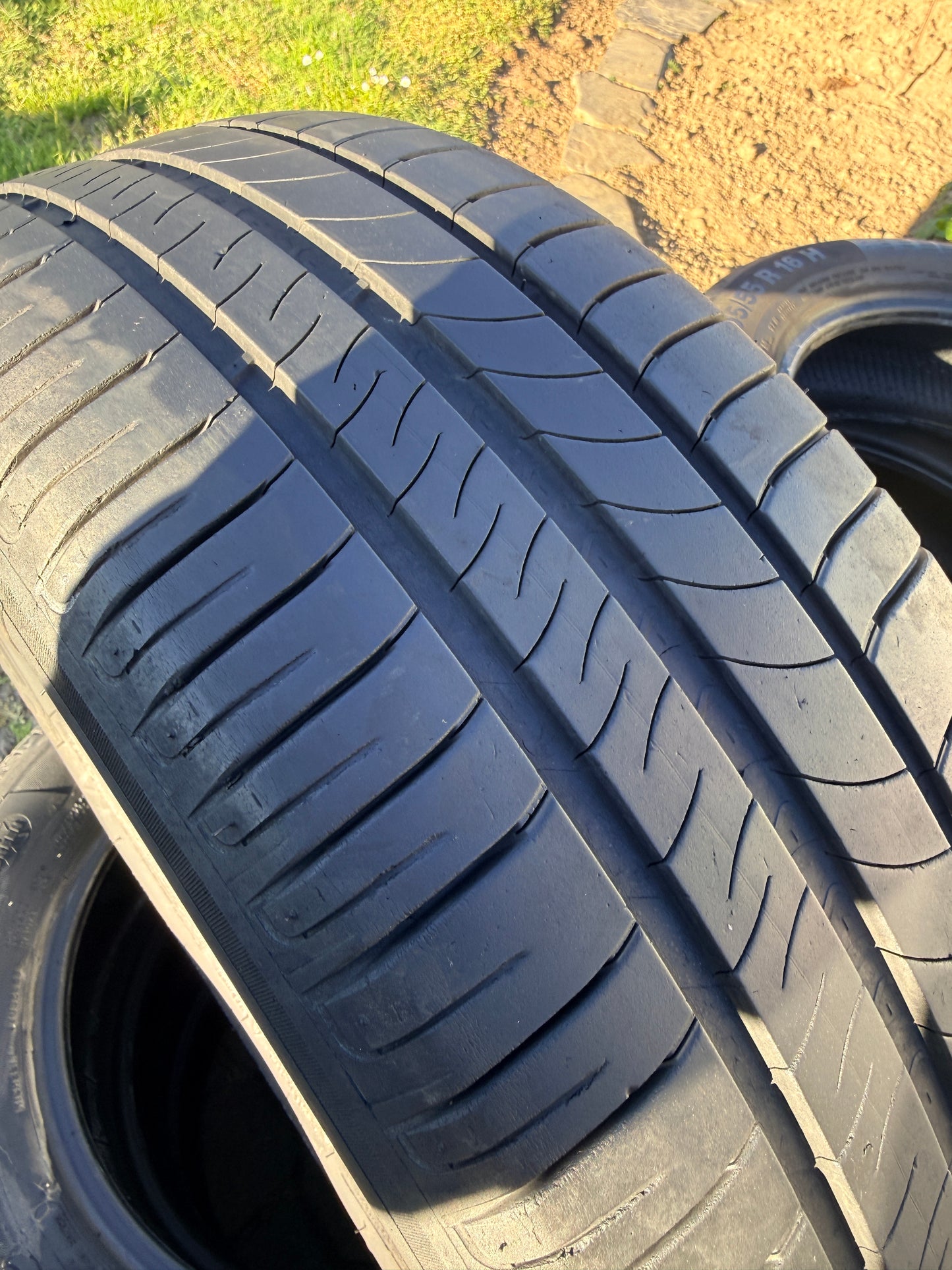 205/55/16-Estive-Michelin/-DOT 2016-Usato