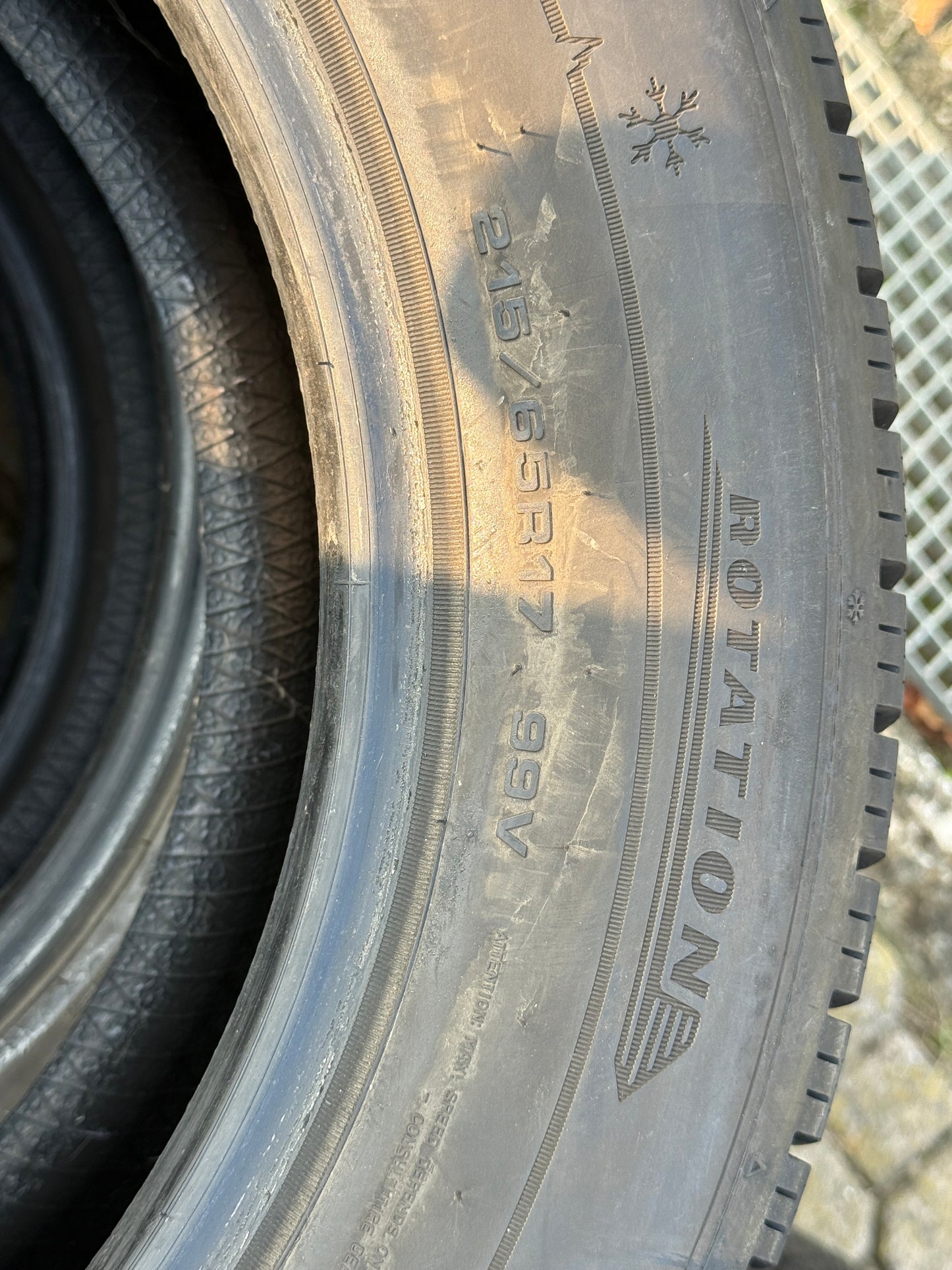 215/65/17 - Invernali - Dunlop - DOT 2022 - Usato
