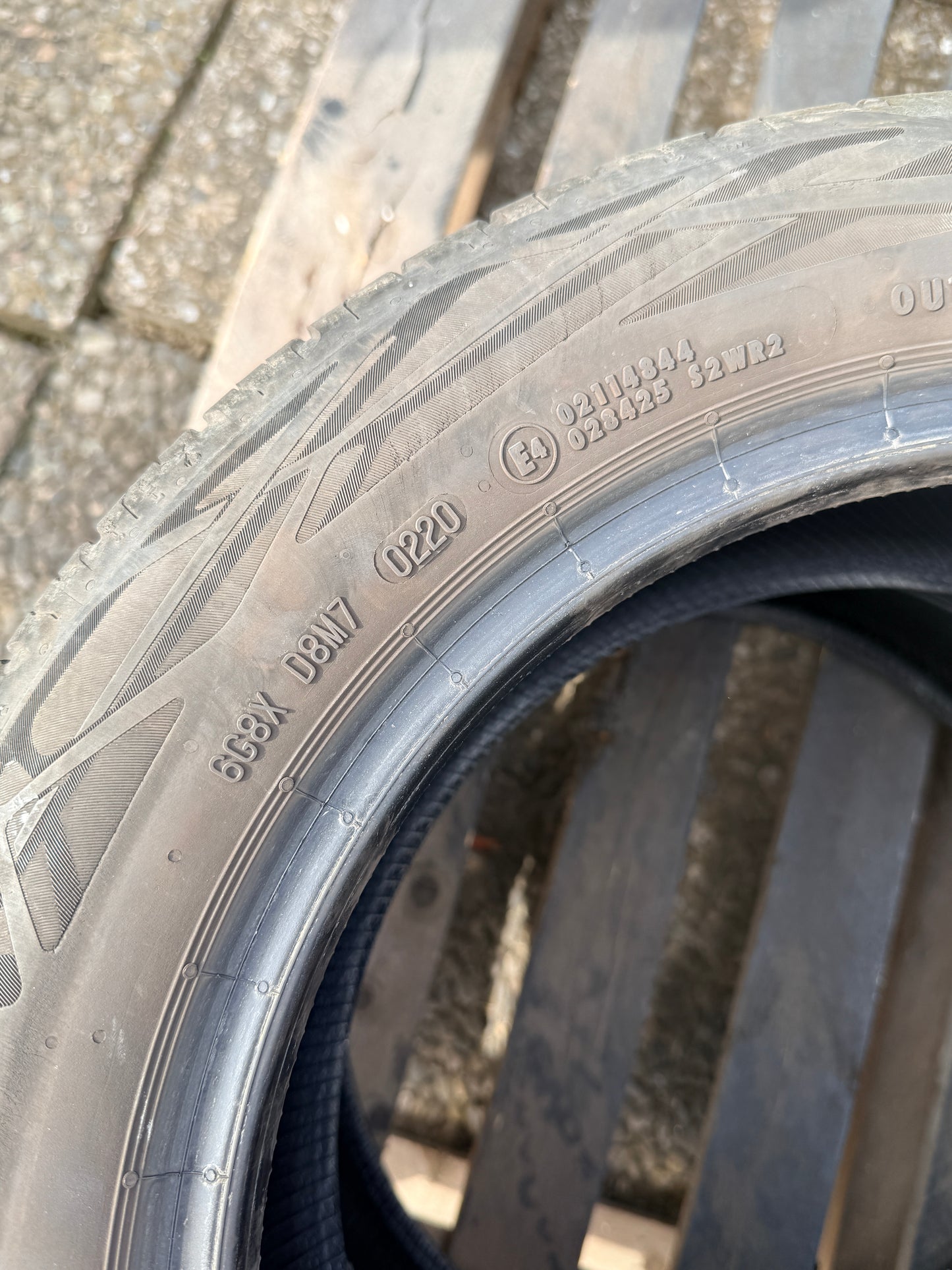 185/55/15 - Estive - Continental - DOT 2020 - Usato