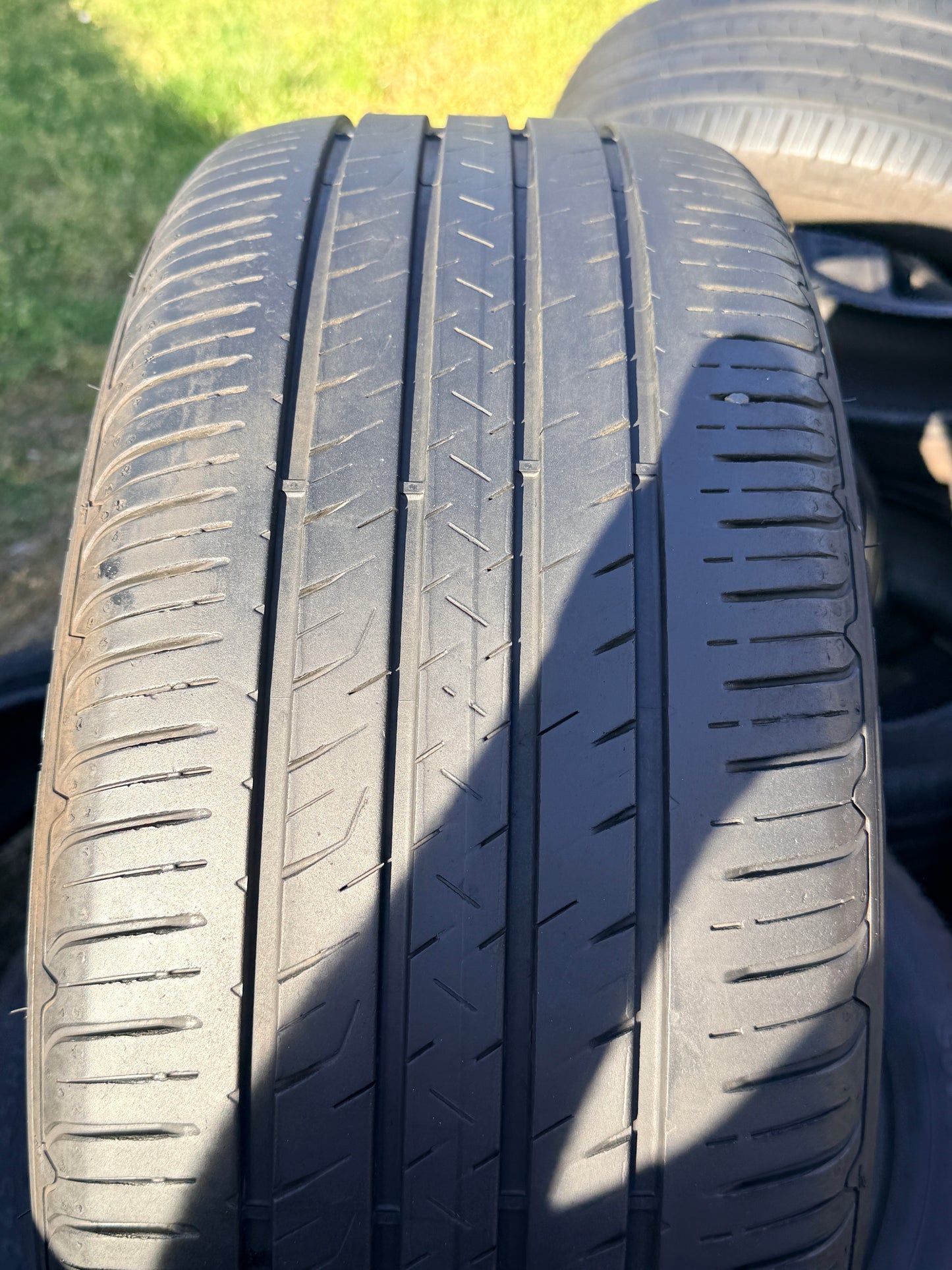 245/45/19 - Estive - Goodyear - DOT 2023 - Usato