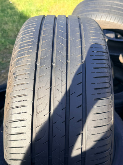 245/45/19 - Estive - Goodyear - DOT 2023 - Usato
