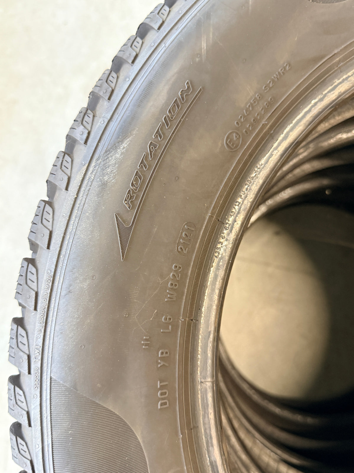 215/60/17 - Invernali - Pirelli - DOT 2021/2022 - Usato