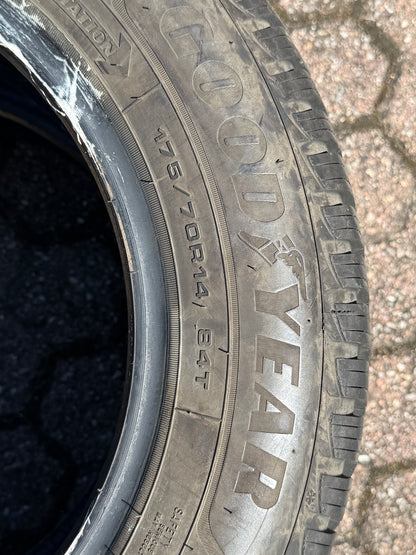 175/70/14 - Invernali - Goodyear - DOT 2019 - Usato
