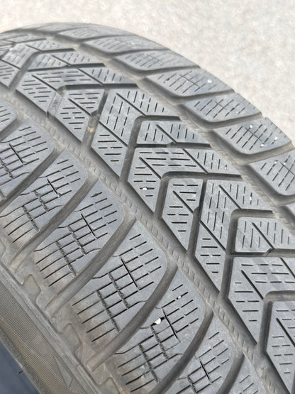 255/45/20 - Invernali -  Pirelli - DOT 2021 - Usato