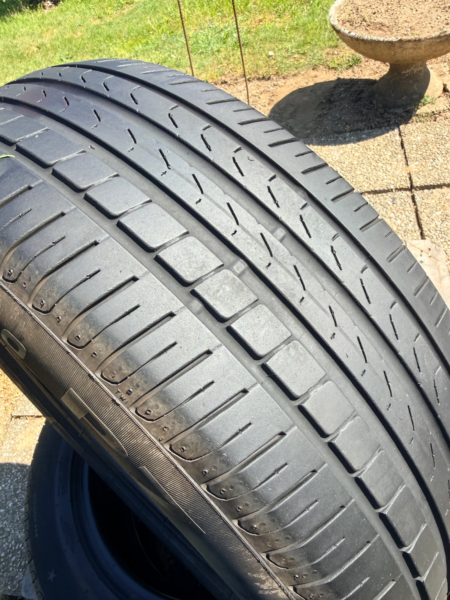 225/60/17 - estivi - Pirelli - DOT 2021 - Usato