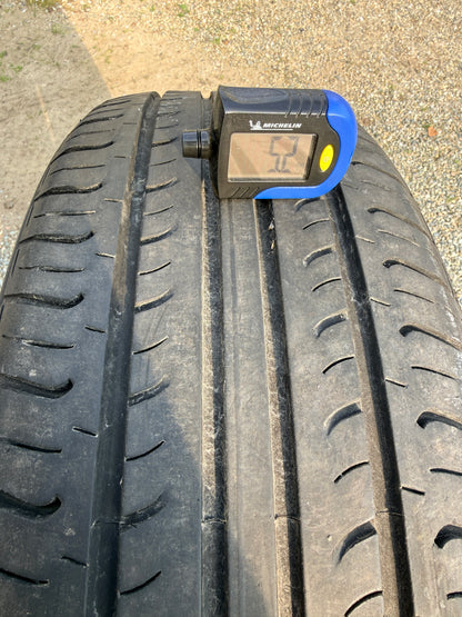 225/55/18- Estive- Hankook - DOT 2021 - Usato