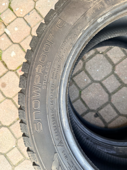 225/55/17C - Invernali - Nokian - DOT 2023 - Usato