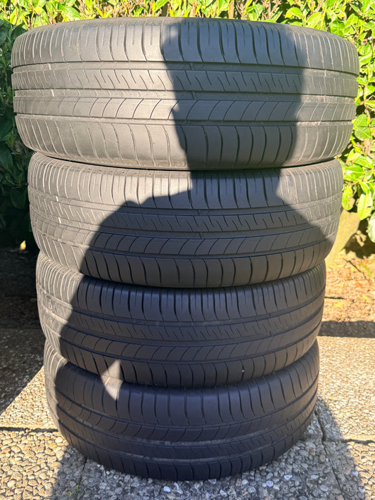 205/60/16 - Estive - Michelin - DOT 2019/2021 - Usato