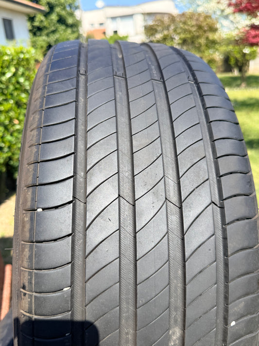 225/50/18 - Estive - Michelin - DOT 2021/2023 - Usato