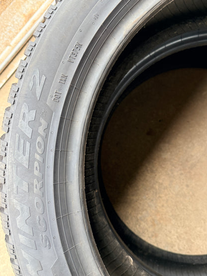 235/50/20 - Invernali - Pirelli - DOT 2022 - Usato