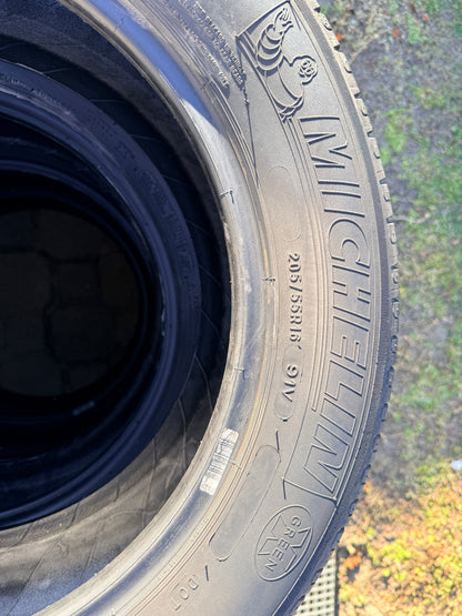 205/55/16-Estive-Michelin/-DOT 2016-Usato