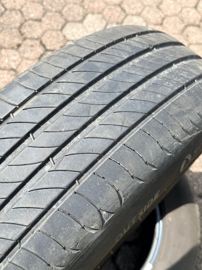215/65/17 - Estive - Michelin - DOT 2021 - Usato