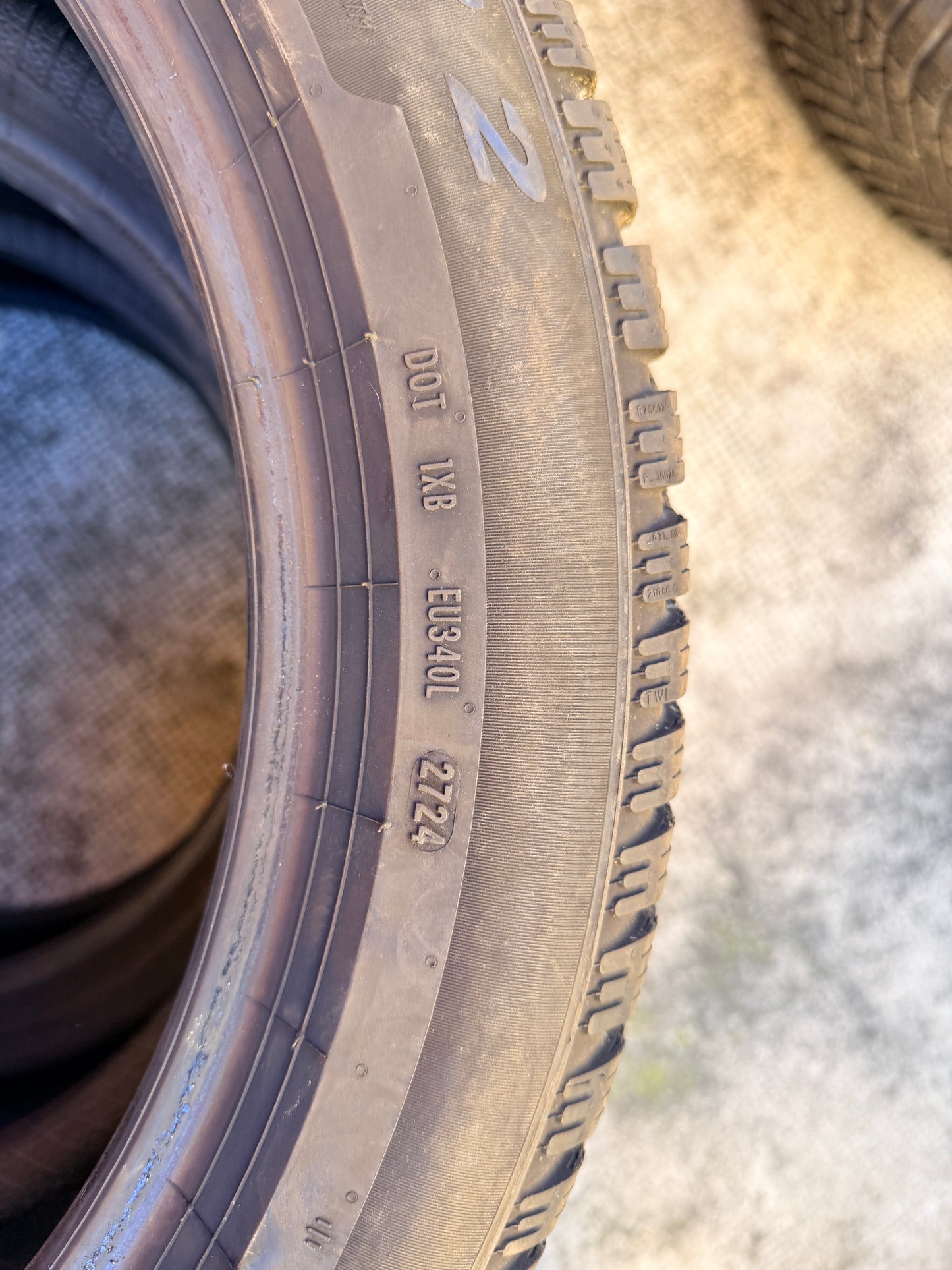 205/55/19 - Invernali - Pirelli - DOT 2024 - Usato