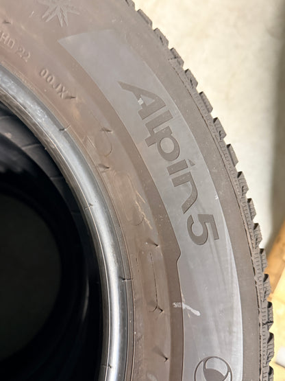 215/65/17 - Invernali - Michelin - DOT 2023 - Usato