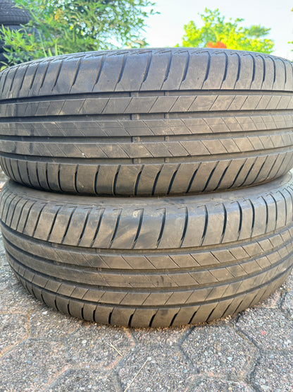 215/60/17 - Estive - Bridgestone - DOT 2022 - Usato
